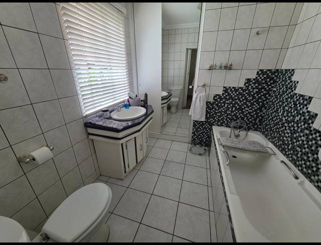 3 BEDROOM HOUSE FOR SALE IN VAALPARK